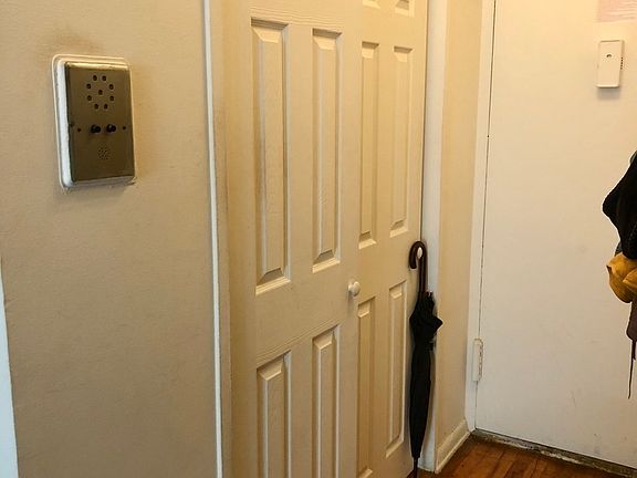 4th image of 229 E 29th St APT 4B