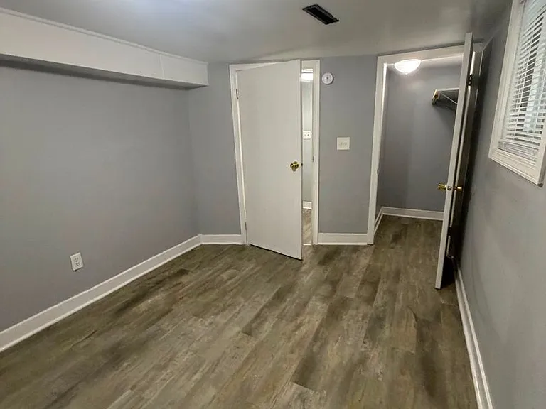 4828 Melville Ave — Photo 14