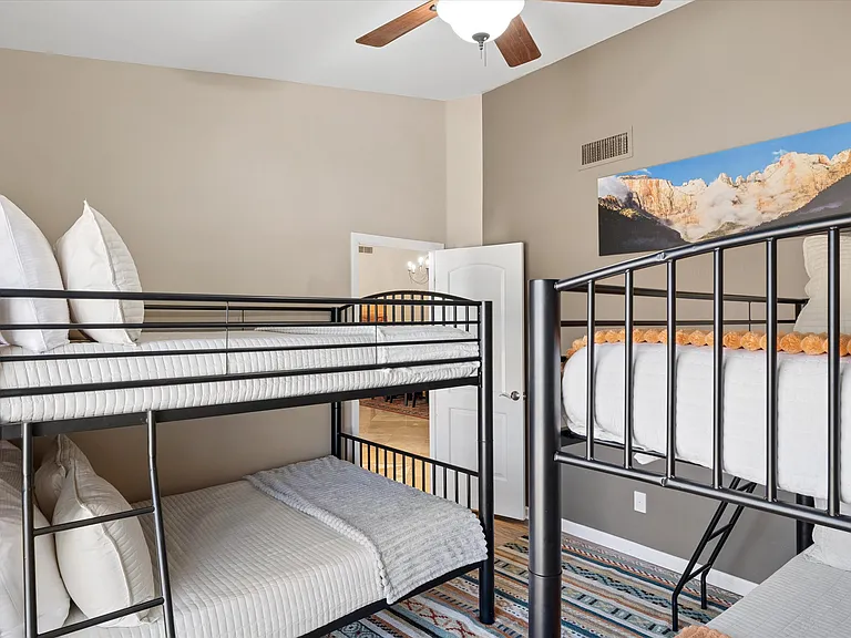 9033 W Patrick Ln — Photo 25