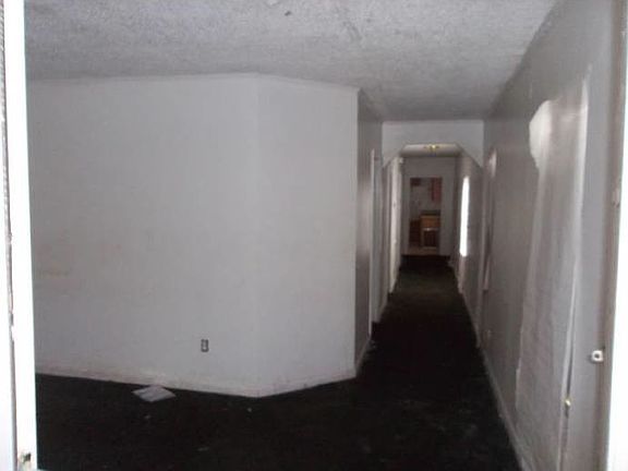 5th image of 3050 Dignan St