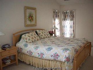 5th image of 5871 Linden Creek Ct