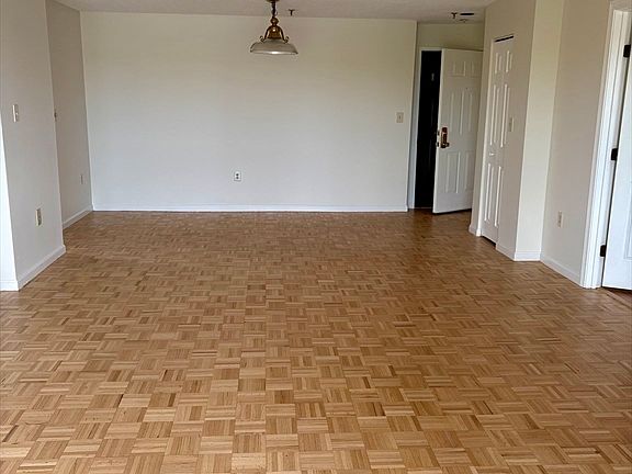 5th image of 3920 Mystic Valley Pkwy APT 613