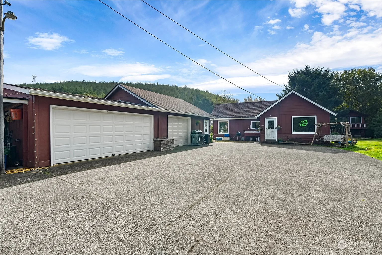 1511 Westport Road photo 1