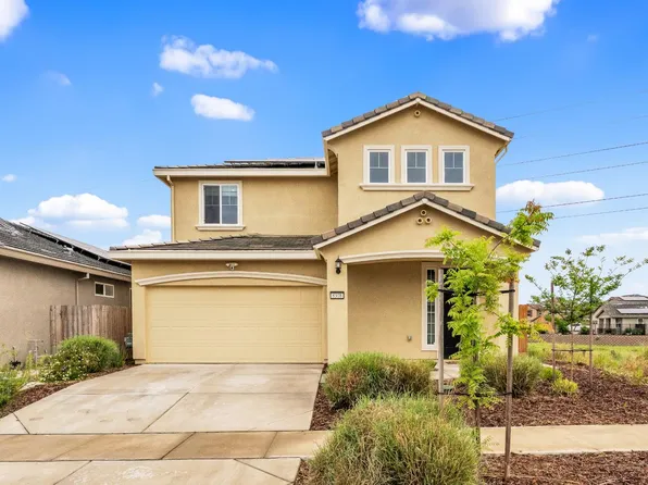 8308 Loyal Dr, Sacramento, CA 95829