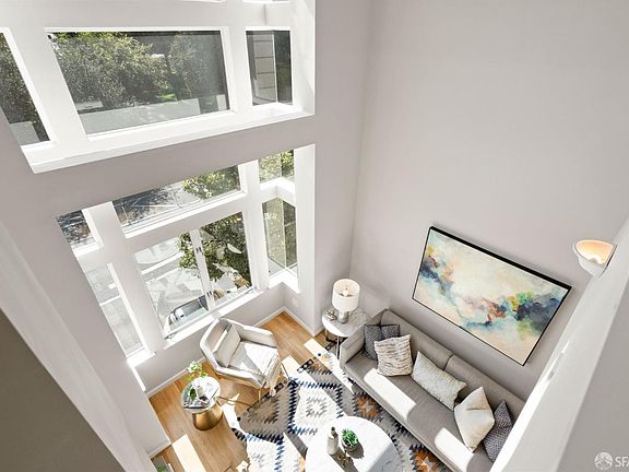 5th image of 2092 Fell St
