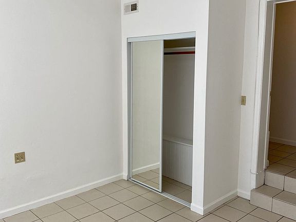 3rd image of 630 Haight St #630B