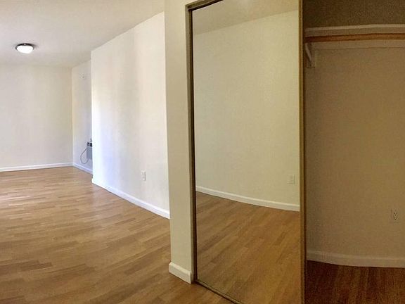 5th image of 7442 1/2 Vassar Ave