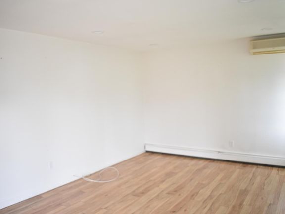5th image of 38 Briggs St