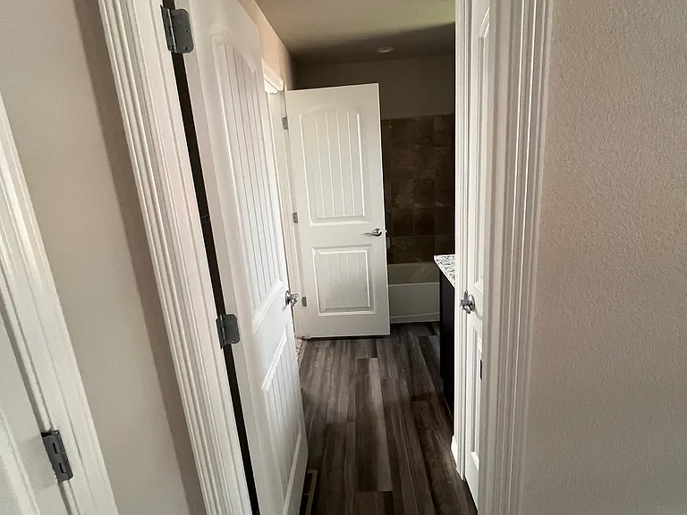 6452 Vedder Dr — Photo 19