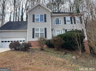 825 Connell Ln, Lawrenceville, GA 30044