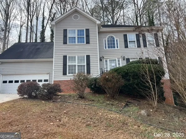 825 Connell Ln, Lawrenceville, GA 30044