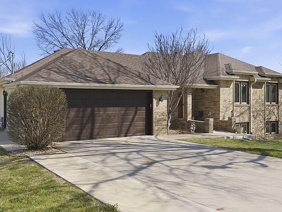 2nd image of 1551 W Pheasant Run Street