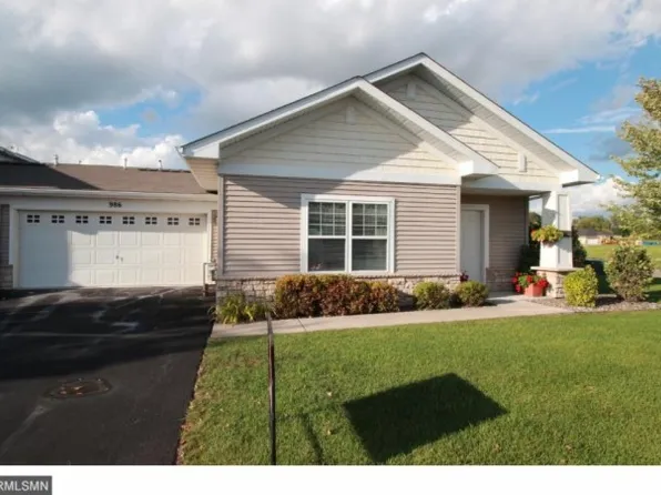 986 Crossings Dr, Delano, MN 55328