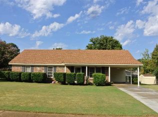 7133 Juana Dr, Millington, TN 38053