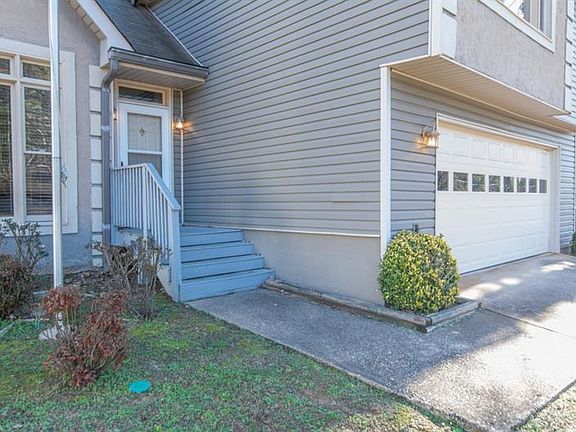 4th image of 1138 Pine Cove Dr