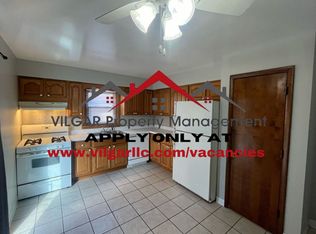 2734 40th Pl, Highland, IN 46322