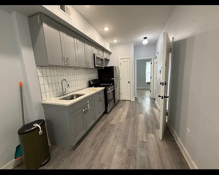 84 Sherman Ave #4A — Photo 1