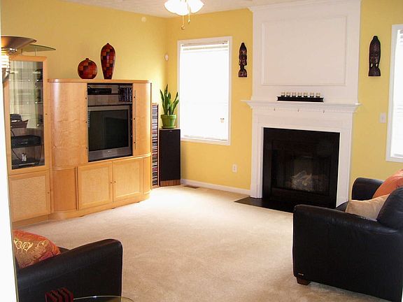 Bright and Spacious Family Room