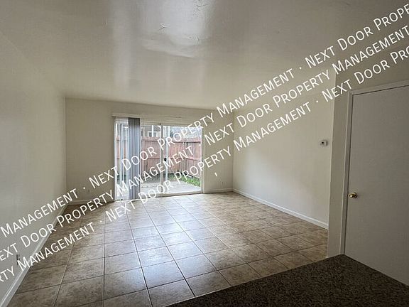 5th image of 1112 Evelyn Ln APT D
