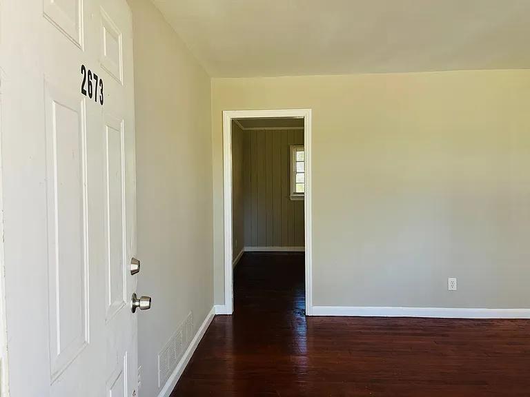 2673 Fairlane Dr SE — Photo 3