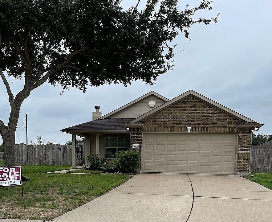 1st image of 3303 Oaklawn Place Dr