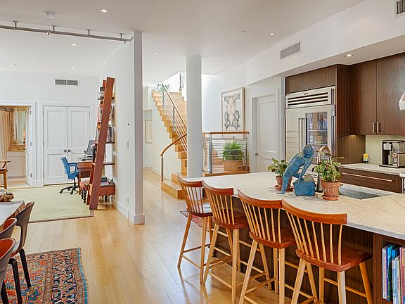 5th image of 7 E 17th St Penthouse A