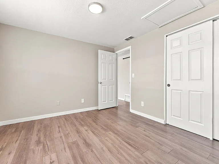 1505 S Ouray Cir #D — Photo 16