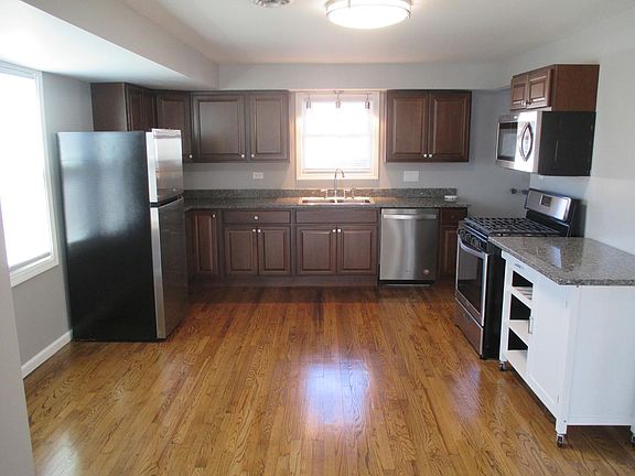 4th image of 724 E Berkshire Ave