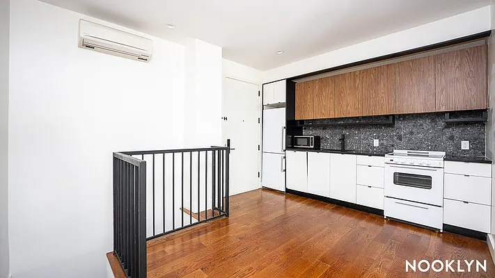 Rented by Nooklyn NYC LLC | media 2