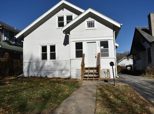 2886 Bauman Ave, Omaha, NE 68112