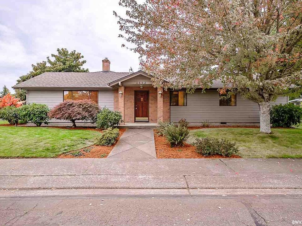 1st image of 3692 Bartley Dr SE