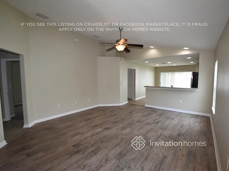 8222 Summer Wood Ln — Photo 4