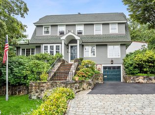 9 Lynwood Rd, Scarsdale, NY 10583