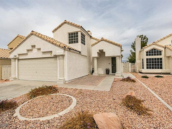 2nd image of 8424 Oyster Dr
