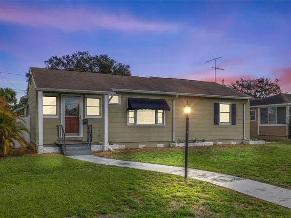 141 39th Ave NE, Saint Petersburg, FL 33703