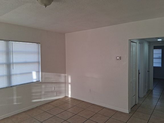 4th image of 6812 Thomas Cir