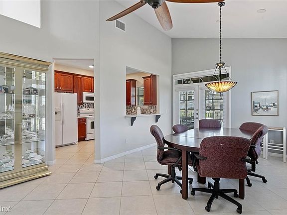 5th image of 125 Harbour Cove Way
