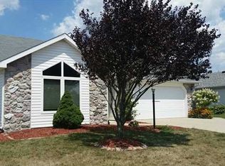 530 Fugate Dr, Defiance, OH 43512