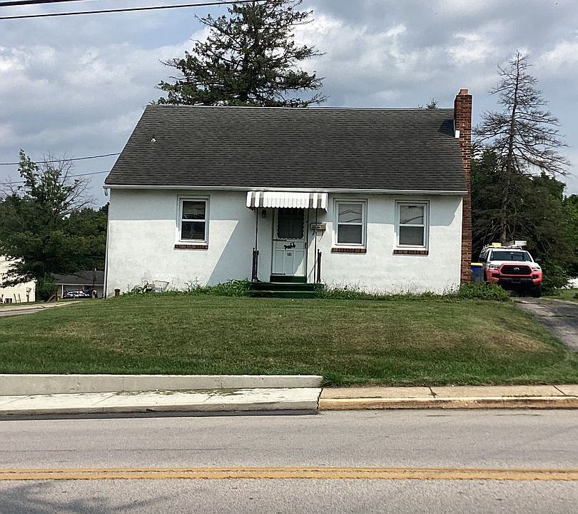2nd image of 143 S Main St