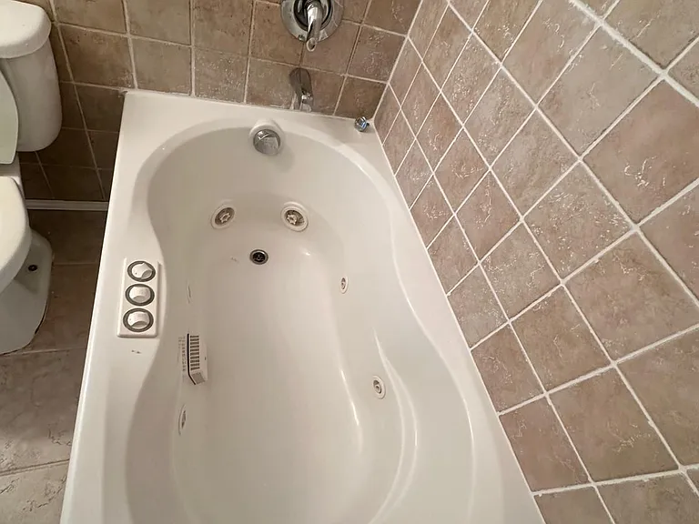 1702 Elbert Dr — Photo 14