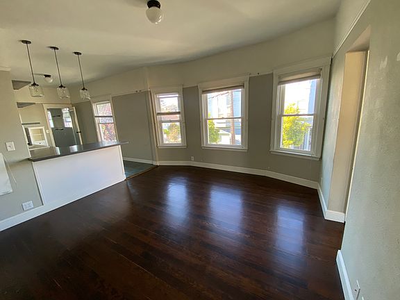 5th image of 4627 Shattuck Ave #B