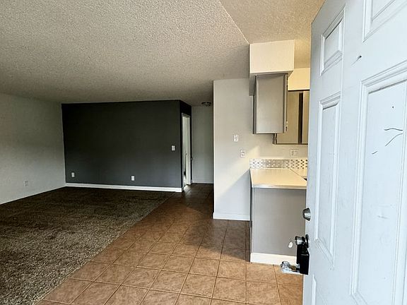 2nd image of 944 33rd Ave #34