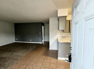 944 33rd Ave #34, Longview, WA 98632
