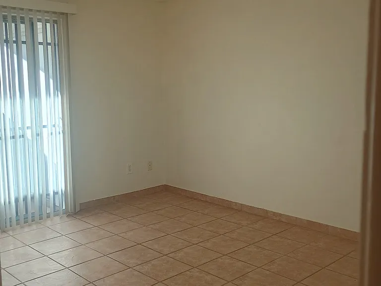 29 E Pastime Rd — Photo 15