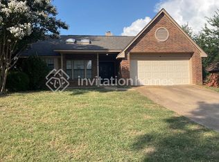 3214 Cliffview Dr, Corinth, TX 76210