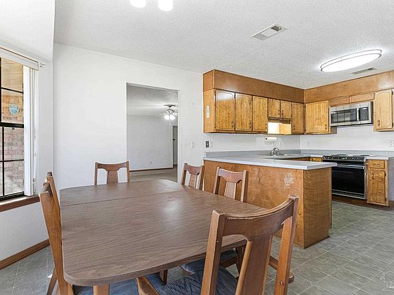4th image of 13805 Timber Creek Dr