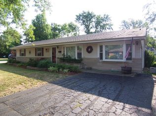 1607 C St, Charleston, IL