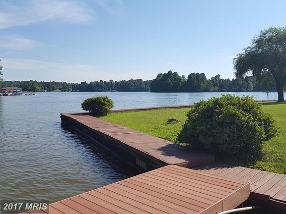 5th image of 6725 Lake Pointe Dr