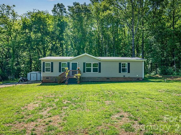 2nd image of 5007 Carlos Rd