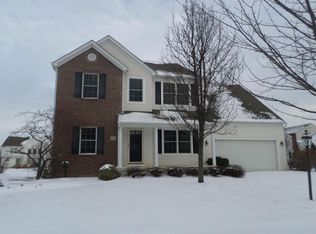 9043 Francine Ln, Powell, OH 43065